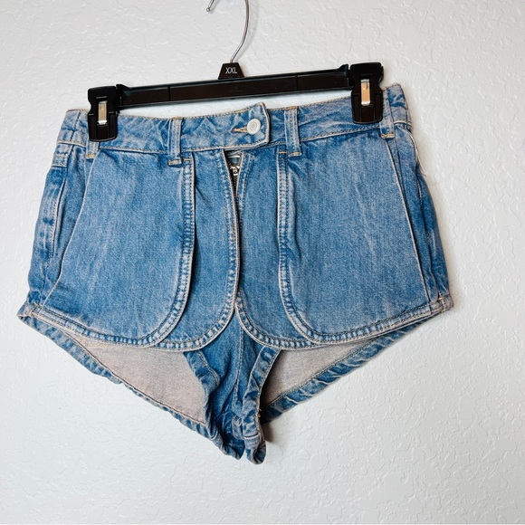 We The Free Prince Street Denim Shorts Size 26 A1 - Picture 3 of 6
